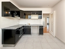 APPARTEMENT 3 PIECES  210 000 EUROS