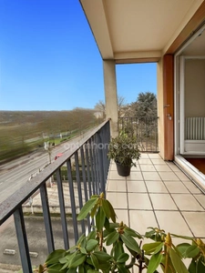 APPARTEMENT 3 PIECES  210 000 EUROS