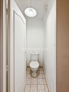 APPARTEMENT 3 PIECES  210 000 EUROS