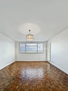 APPARTEMENT 3 PIECES  210 000 EUROS