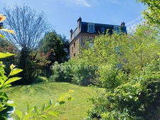 PROPRIETE -  MAISON BOURGEOISE D'EXCEPTION 10 PIECES - 220 m2 - TERRAIN 2500 m2