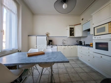 CHOLET : MAISON DE CARACTÈRE EN PIERRE – EMPLACEMENT PREMIUM À CHOLET (QUARTIER GARE)