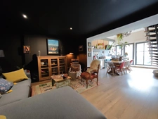 LOFT D’EXCEPTION – HYPERCENTRE DE CHOLET – 110 m² – JARDIN – PARKING PRIVATIF