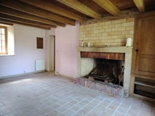 Maison à vendre 9 pièces IRAIS (79)