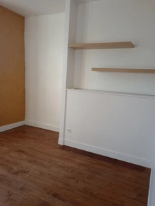 local commercial avec appartement à vendre AIRVAULT (79)