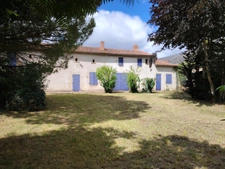 Maison à vendre 9 pièces IRAIS (79)