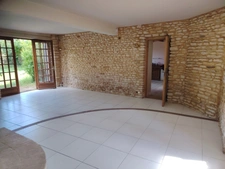 Maison à vendre 9 pièces IRAIS (79)