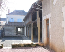 Dpt Deux Sèvres (79), à vendre AIRVAULT maison P7 de 154 m² - Terrain de 565,00 m² 