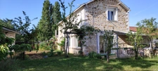 ensemble immobilier de deux maisons SAINTE RADEGONDE (79)