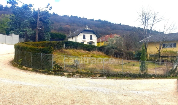 Terrain à vendre  - 691m2 - AIX LES BAINS (73) - vue lac