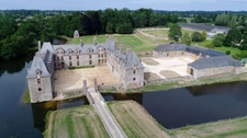 Terrain construstible de 1 420 m² MAEN ROCH (35460)