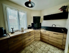 MAISON INDEPENDANDE -  JARDIN 800 m²