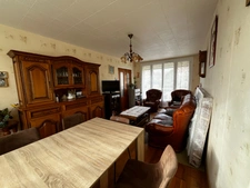 Maison à vendre 6 pièces  (60)