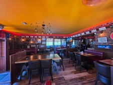 Restaurant 250m² – 160 covers – busy road – patio – accommodation – north Montpellier