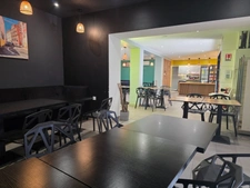 Fonds de commerce – Brasserie / Restauration rapide – Grand local – Emplacement stratégique