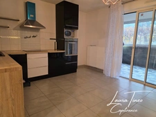Le Crès - Appartement T4 avec 2 garages et parking extérieur