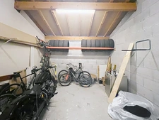 Belle maison familiale 4 ch avec jardin paysager, piscine et grands espaces annexes  (73)