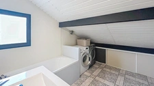 Belle maison familiale 4 ch avec jardin paysager, piscine et grands espaces annexes  (73)