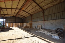 Propriete agricole avec deux maisons, bâtiments et 2,9 hectares de terrain CREOT (71)