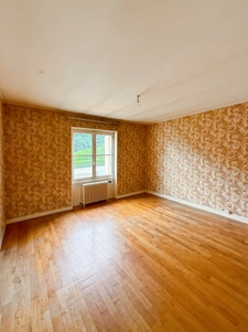 145m2 house with land in the center of Le Creusot