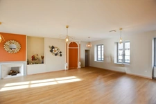 Renovated property of 324 m2 with land in COUCHES (71)