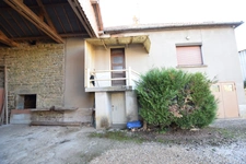 Propriete agricole avec deux maisons, bâtiments et 2,9 hectares de terrain CREOT (71)