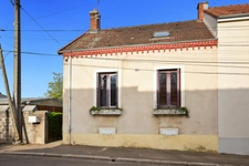 Maison de ville de 56.88 m2 avec jardin LE CREUSOT (71)