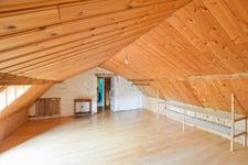 Stone house of 120 m2 with 5112 m2 of land in SAINT EMILAND (71)