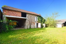 Ancienne ferme de 87 m2 à rénover avec dépendances à Collonge la Madeleine (71)