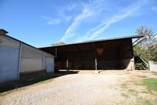 Propriete agricole avec deux maisons, bâtiments et 2,9 hectares de terrain CREOT (71)