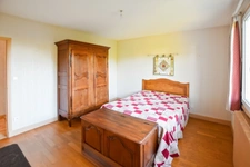 Maison sur sous-sol de 149 m2 avec 1840 m2 de terrain  à FARGES LES CHALON (71)