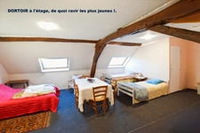 Longère de 136 m2 avec 6900 m2 de terrain, dépendances à Saint emiland