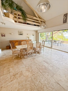 House of 157 m2, swimming pool and land of 3715 m2 in COUCHES (71)