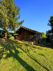 House of 157 m2, swimming pool and land of 3715 m2 in COUCHES (71)