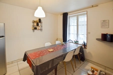Ensemble de maisons avec 3000 m2 de terrain à Sernin du Plain 