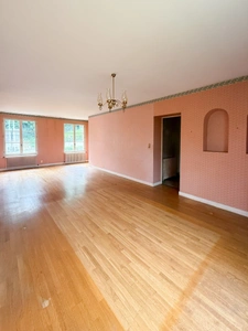 145m2 house with land in the center of Le Creusot