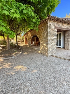 House of 157 m2, swimming pool and land of 3715 m2 in COUCHES (71)