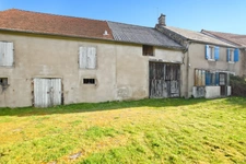 Ancienne ferme de 87 m2 à rénover avec dépendances à Collonge la Madeleine (71)