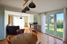 Maison sur sous-sol de 149 m2 avec 1840 m2 de terrain  à FARGES LES CHALON (71)