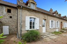 Propriété de 140 m2 à Auxy, avec 1466 m2 de terrain clos.