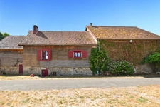 Stone house of 120 m2 with 5112 m2 of land in SAINT EMILAND (71)
