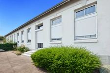 House + two rental apartments with 2455 m2 of land 