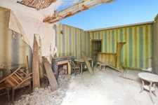 Propriété de 98 m2 à rénover  avec 3401 m2 de terrain à  COUCHES (71)