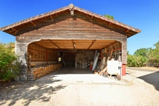 Stone house of 120 m2 with 5112 m2 of land in SAINT EMILAND (71)