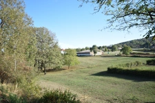 Propriete agricole avec deux maisons, bâtiments et 2,9 hectares de terrain CREOT (71)