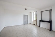 Propriété de 140 m2 à Auxy, avec 1466 m2 de terrain clos.