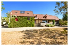 Maison en pierres de 120 m2 avec 5112 m2 de terrain SAINT EMILAND (71)