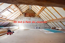 Stone house of 120 m2 with 5112 m2 of land in SAINT EMILAND (71)
