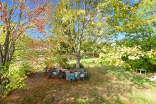 Maison de 177 m2 avec terrain de 2408 m2, avec licence IV, à LA CHAPELLE SOUS UCHON (71)