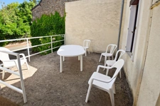 House SAINT MAURICE LES COUCHES of 75m2 with courtyard